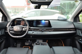 2022款日产Ariya艾睿雅