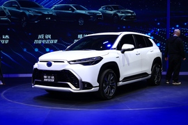 丰田锋兰达双擎