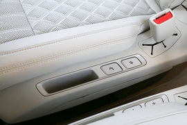 2023款五菱凯捷混动铂金版