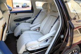 2023款五菱凯捷混动铂金版