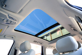 2023款五菱凯捷混动铂金版