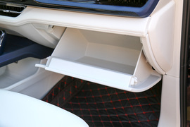 2023款五菱凯捷混动铂金版