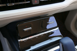 2023款五菱凯捷混动铂金版