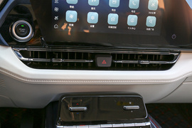 2023款五菱凯捷混动铂金版