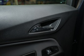 2022款上汽通用雪佛兰探界者探索限量版