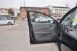 2023款雪佛兰科鲁泽