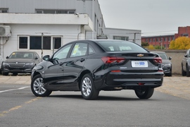 2023款雪佛兰科鲁泽