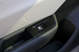 2022款雪铁龙凡尔赛C5