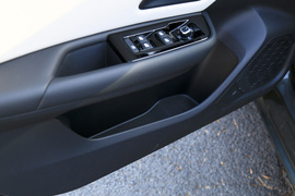 2022款雪铁龙凡尔赛C5