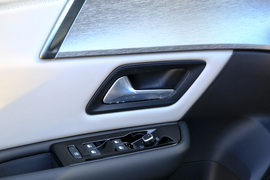 2022款雪铁龙凡尔赛C5