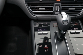 2023款保时捷Macan