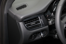 2023款保时捷Macan