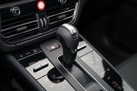 2023款保时捷Macan