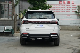 2023款吉利豪越L