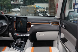 2022款东风风行T5