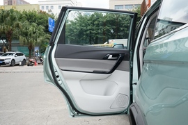 2022款东风风行T5