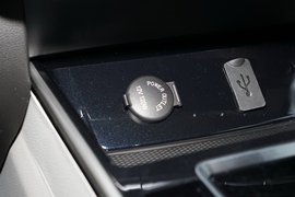 2022款东风风行T5