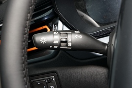 2022款东风风行T5