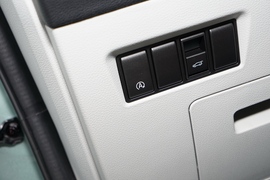 2022款东风风行T5