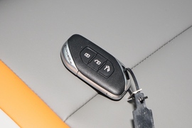 2022款东风风行T5