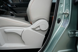 2022款东风风行T5