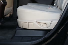 2022款丰田汉兰达