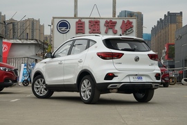   2022款名爵ZS 180DVVT 手动全球百万858版