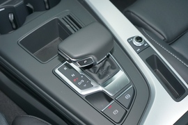   2023款奥迪A4L 40 TFSI 时尚动感型
