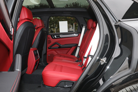   2023款保时捷Cayenne 3.0T 铂金版