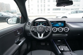 2023款奔驰GLA