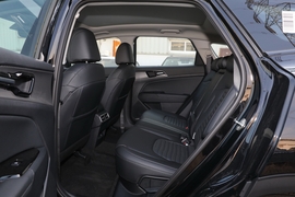 2023款起亚狮铂拓界