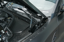 2023款宝马M3四门轿车