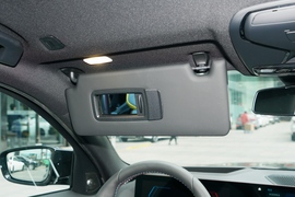 2023款宝马M3四门轿车