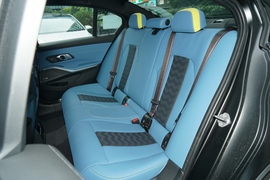 2023款宝马M3四门轿车