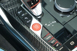 2023款宝马M3四门轿车