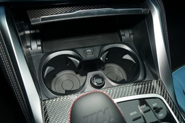 2023款宝马M3四门轿车