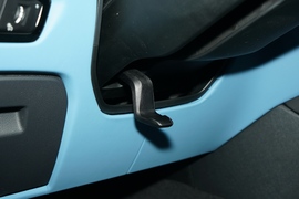 2023款宝马M3四门轿车