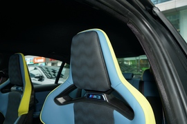 2023款宝马M3四门轿车