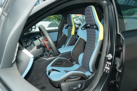 2023款宝马M3四门轿车