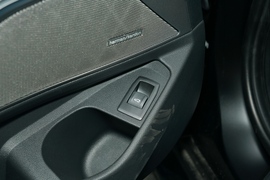 2023款宝马M3四门轿车