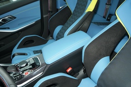 2023款宝马M3四门轿车