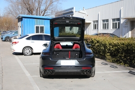 2023款保时捷Panamera