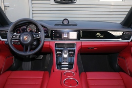 2023款保时捷Panamera