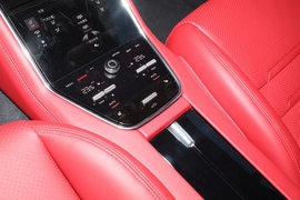 2023款保时捷Panamera