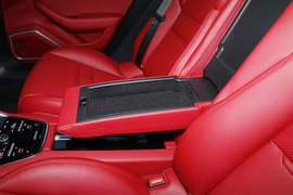 2023款保时捷Panamera