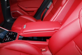 2023款保时捷Panamera