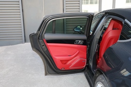 2023款保时捷Panamera