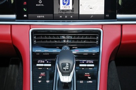 2023款保时捷Panamera