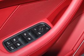 2023款保时捷Panamera