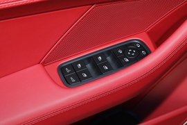 2023款保时捷Panamera